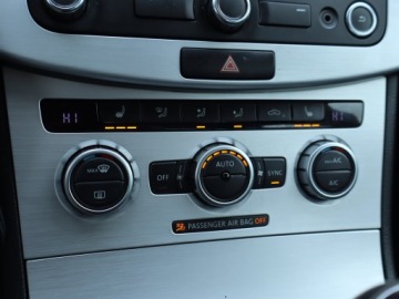 Volkswagen CC 2.0 TDI CR DPF BlueMotion Technology 177KM 2014 VW CC 2.0 TDI, 174 KM, Navi, Xenon, Bi-Xenon, zdjęcie 11