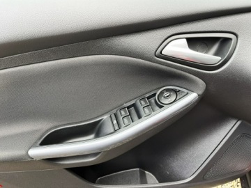 Ford Focus III Kombi 1.6 EcoBoost 150KM 2011 Ford Focus 1.6 Benzyna /Serwis/ Bezwypadkowy /, zdjęcie 33