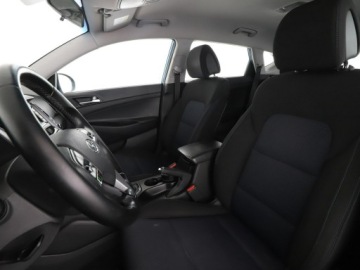 Hyundai Tucson III SUV 1.6 T-GDI 177KM 2016 Hyundai Tucson 4x4 automat klima auto grzane, zdjęcie 12