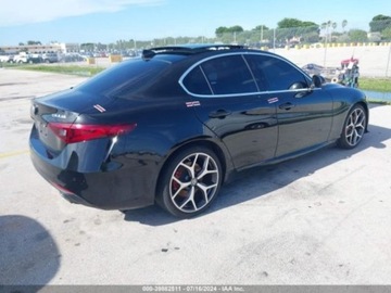 Alfa Romeo Giulia II Sedan Facelifting 2.0 Turbo 280KM 2021 Alfa Romeo Giulia 2021 Alfa Romeo Giulia Ti RWD 2.0 Benzyna 280KM, zdjęcie 3