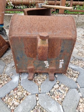 Ковш экскаватора, ширина 28 см.