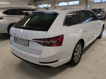 Skoda Superb III Kombi Facelifting 2.0 TDI SCR 150KM 2022 Skoda Superb Skoda Superb Combi 2.0 TDI SCR 150 KM, zdjęcie 2