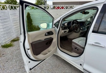 Chrysler Pacifica II 3.6 V6 291KM 2017 Chrysler Pacifica Chrysler Pacifica 3.6 Benzyna 290KM, zdjęcie 33