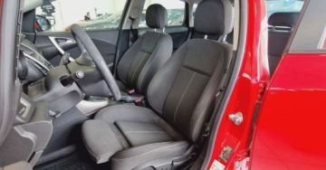 Opel Astra J Hatchback 5d 1.6 Twinport ECOTEC 115KM 2009 Opel Astra 5d 1.6 Twinport ECOTEC 115KM 1.6 Benzyna 116KM, zdjęcie 9