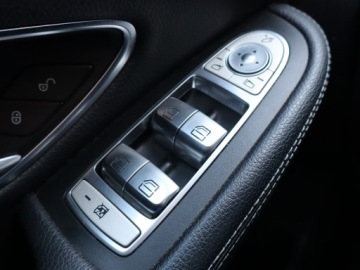 Mercedes GLC C253 SUV 2.0 250 211KM 2015 Mercedes GLC GLC 250 4MATIC, Salon Polska, 4X4, zdjęcie 17