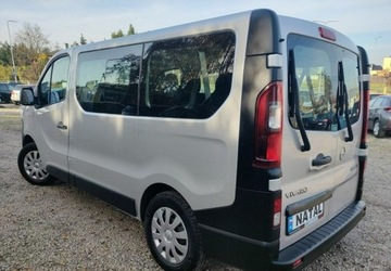 Opel Vivaro B Kombi Extra Long H1 2,9t 1.6 BiTurbo 125KM 2017 Opel Vivaro Tylko 162.000km 9 osob Super stanModel 2018 1.6 Diesel, zdjęcie 3