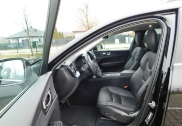 Volvo XC60 II Crossover D4 190KM 2020 Volvo XC 60 z Gwarancja Skora Podgrzewana Kamera 2.0 Diesel 190KM, zdjęcie 3