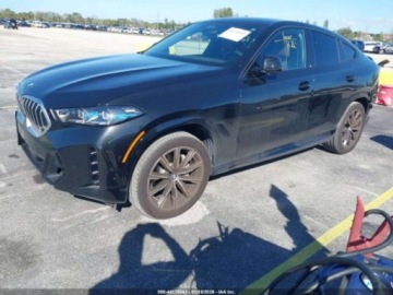 BMW X6 G06 2025 BMW X6 xDrive40i 2025 3.0 Benzyna 375KM, zdjęcie 1