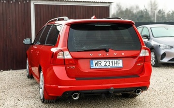 Volvo V70 III Kombi 2.5 T 231KM 2010 Volvo V70 2.5T 231KM Rdesign Summum Lift BiXenon PDC Skory manual nowe ham, zdjęcie 6