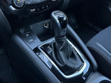 Nissan Qashqai II Crossover Facelifting 1.3 DIG-T 158KM 2020 Nissan Qashqai 1.3 DIG-T 158KM DCT N-STYLE l Salon, zdjęcie 18