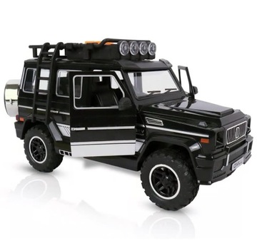 Auto Jeep с огнями и открывающими звуковыми дверями с автомобиля с дороги