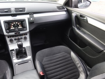 Volkswagen Passat B7 Limousine 1.4 TSI 160KM 2013 VW Passat 1.4 TSI, Salon Polska, Skóra, Navi, zdjęcie 7