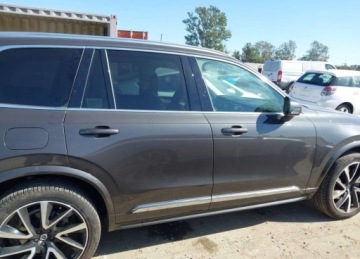 Volvo XC90 II 2023 Volvo XC 90 2023r., B6 Plus 6-seater, 2.0L, od ubezpieczalni 2.0 Benzyna, zdjęcie 7