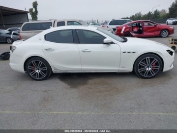 Maserati Ghibli III 2019 Maserati Ghibli 2019 Maserati Ghibli S Q4 GranSport 3.0L 3.0 Benzyna 424KM, zdjęcie 13
