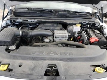  RAM 1500 2021r., Laramie, od ubezpieczalni 5.7 Benzyna 395KM, zdjęcie 10