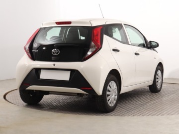 Toyota Aygo II Hatchback 3d Facelifting 1.0 VVT-i 72KM 2020 Toyota Aygo 1.0 VVT-i, Salon Polska, zdjęcie 4