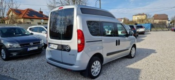 Opel Combo D Tour 1.6 CDTI 105KM 2014 Opel Combo Tour 1.6 CDTI, zdjęcie 10