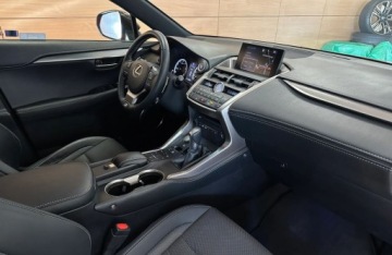 Lexus NX I SUV 200t 238KM 2017 Lexus NX Salon Polska ASO R-CARS Warszawa 2.0 Benzyna 238KM, zdjęcie 6