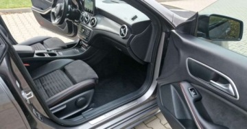 Mercedes CLA C117 Shooting Brake Facelifting 1.5 180 d 109KM 2016 Mercedes-Benz CLA Mercedes-Benz CLA 1.5 Diesel 110KM, zdjęcie 18