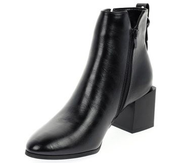 Элегантные черные ботинки на зимней колодке, размер 39.