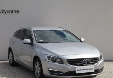 Volvo V60 I Kombi Facelifting 2.0 D3 DRIVE-E 150KM 2016 Volvo V60 2.0 150KM SUMMUM 2 Wlasciciel Serwisowany 2.0 Diesel 150KM, zdjęcie 7