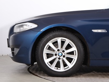 BMW Seria 5 F10-F11 Touring 520d 184KM 2012 BMW 5 520d, 181 KM, Automat, Skóra, Navi, Xenon, zdjęcie 14