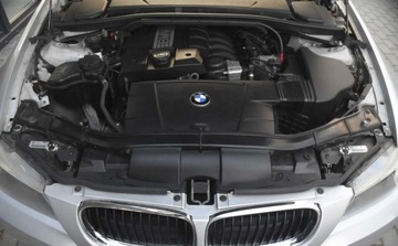 BMW Seria 3 E90-91-92-93 Limuzyna E90 318i 143KM 2009 BMW Seria 3 BMW Seria 3 318i Edition Sport 2.0 Benzyna 143KM, zdjęcie 10