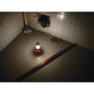 Галоген нейтральный белый 700 лм 18 Вт