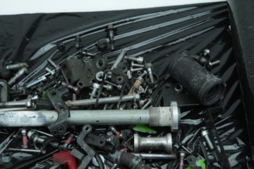 KAWASAKI ZX 9R NINJA 02-03 БОЛТЫ ВИНТЫ