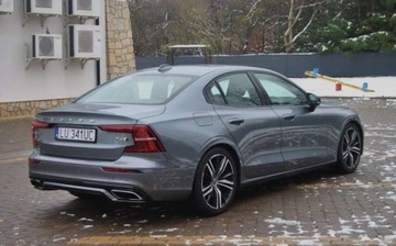 Volvo S60 III Sedan 2.0 T6 310KM 2019 Volvo S60 GWARANCJA, R-Design, T6 320KM, 4x4, Automat, Swietnie utrzymany, zdjęcie 2