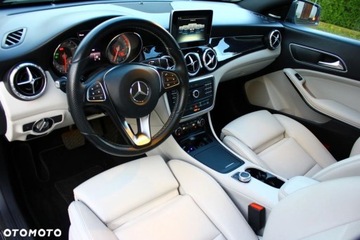 Mercedes CLA C117 Coupe 2.0 250 211KM 2016 Mercedes-Benz CLA Mercedes-Benz CLA 250 4Matic 7G-DCT 2.0 Benzyna 211KM, zdjęcie 23