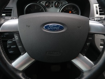 Ford Kuga I 2.0 Duratorq TDCi 163KM 2012 Ford Kuga 2.0 TDCi, 4X4, Automat, Klima, zdjęcie 16