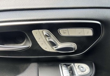 Mercedes Klasa V W447 Długi Facelifting 2.0 250d 190KM 2022 Mercedes-Benz Klasa V BEZWYPADKOWY, serwis ASO, AVANTGARDE, 4X4 hak, 8 osob, zdjęcie 17