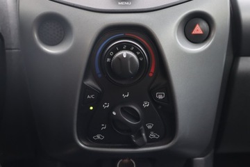 Toyota Aygo II Hatchback 3d Facelifting 1.0 VVT-i 72KM 2021 Toyota Aygo 1.0 VVT-i, Salon Polska, GAZ, Klima, zdjęcie 14