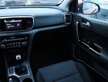 Kia Sportage IV SUV Facelifting 1.6 T-GDI 177KM 2019 Kia Sportage 1.6 T-GDI, Salon Polska, zdjęcie 7