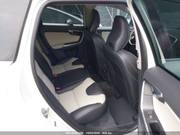 Volvo XC60 I SUV Facelifting 2.0 T6 DRIVE-E 306KM 2017 Volvo XC 60 2017 Volvo XC60 T6 AWD Dynamic 2.0 Benzyna 306KM, zdjęcie 7