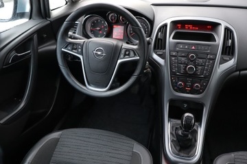 Opel Astra J Sedan 1.6 Twinport ECOTEC 115KM 2015 Opel Astra 1.6 16V, Salon Polska, Serwis ASO, zdjęcie 6