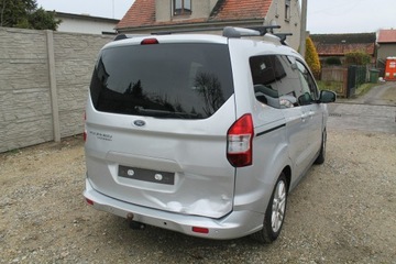 Ford Tourneo Courier I Mikrovan Facelifting 1.0 EcoBoost 100KM 2019 Ford Tourneo Courier, zdjęcie 4