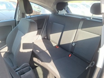 Opel Corsa D Hatchback 1.0 Twinport ecoFLEX 60KM 2009 Opel Corsa Nowy rozrząd,auto bez wkładu, zdjęcie 15