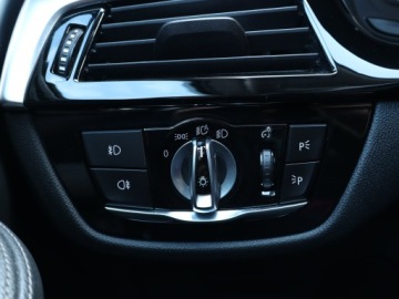 BMW Seria 5 G30-G31 2018 BMW 5 520d, Automat, Skóra, Navi, Klima, zdjęcie 21