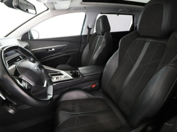 Peugeot 5008 II Crossover 1.6 THP 165KM 2018 Peugeot 5008 7 os. automat full LED, zdjęcie 12