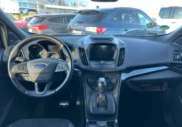 Ford Kuga II SUV Facelifting 2.0 TDCi 180KM 2017 Ford Kuga 2.0 TDCI 180 KM 4x4 automat ST-Line pakiety 2.0 Diesel 180KM, zdjęcie 6