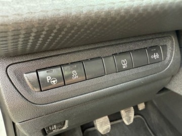 Peugeot 2008 I SUV 1.2 PureTech 82KM 2015 Peugeot 2008 PURETECH NAWIGACJA KLIMATRONIC PARKTRONIC PRZOD TYL POLSKORY, zdjęcie 14