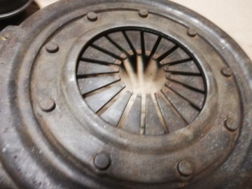 POLONEZ FIAT 125 СЦЕПЛЕНИЕ БУМАЖНОЕ