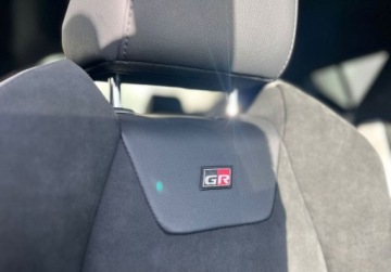 Toyota C-HR I Crossover Facelifting 1.8 Hybrid 122KM 2022 Toyota C-HR C-HR GR Sport Vat Marza Salon PL Serwis ASO Apple Car Play, zdjęcie 33