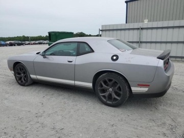 Dodge Challenger III 2017 Dodge Challenger Dodge Challenger SXT 3.6 Benzyna 305KM, zdjęcie 5