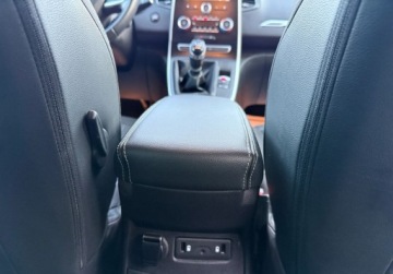 Renault Scenic IV 1.3 Energy TCe 140KM 2019 Renault Scenic Navi, czujniki park., 22 tys km 1.3 Benzyna 140KM, zdjęcie 20