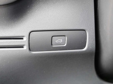 Volvo XC40 Crossover Facelifting 2.0 B3 163KM 2025 VOLVO XC40 B3 Plus Dark Suv 2.0 (163KM) 2025, zdjęcie 11