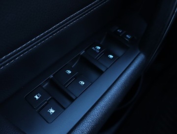 Chevrolet Captiva II SUV Facelifting 2.2D 163KM 2013 Chevrolet Captiva 2.2 CDTi, Serwis ASO, 7 miejsc, zdjęcie 11