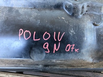 НИЖНЕЕ ОКНО VW POLO IV 9N 6Q0805275B